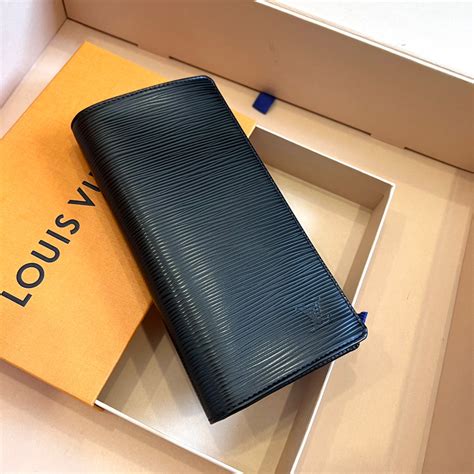 lv brazza wallet epi